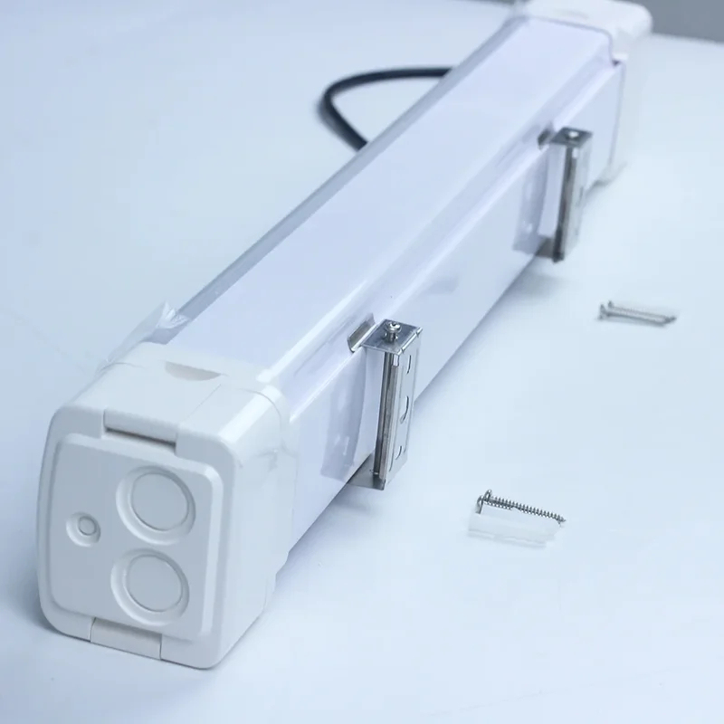 Luminária Linear LED Tri-Proof - Outdoor Lighting Warehouse avaliação e preço